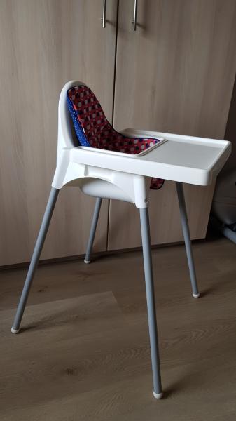 Resultat Majestætisk desinfektionsmiddel Høj Ikea barnestol med bakke - den lokale hjemmeside for Skive-egnen